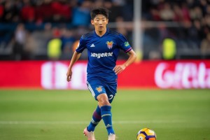 利物浦、阿森纳争抢皇家社会边锋久保建英